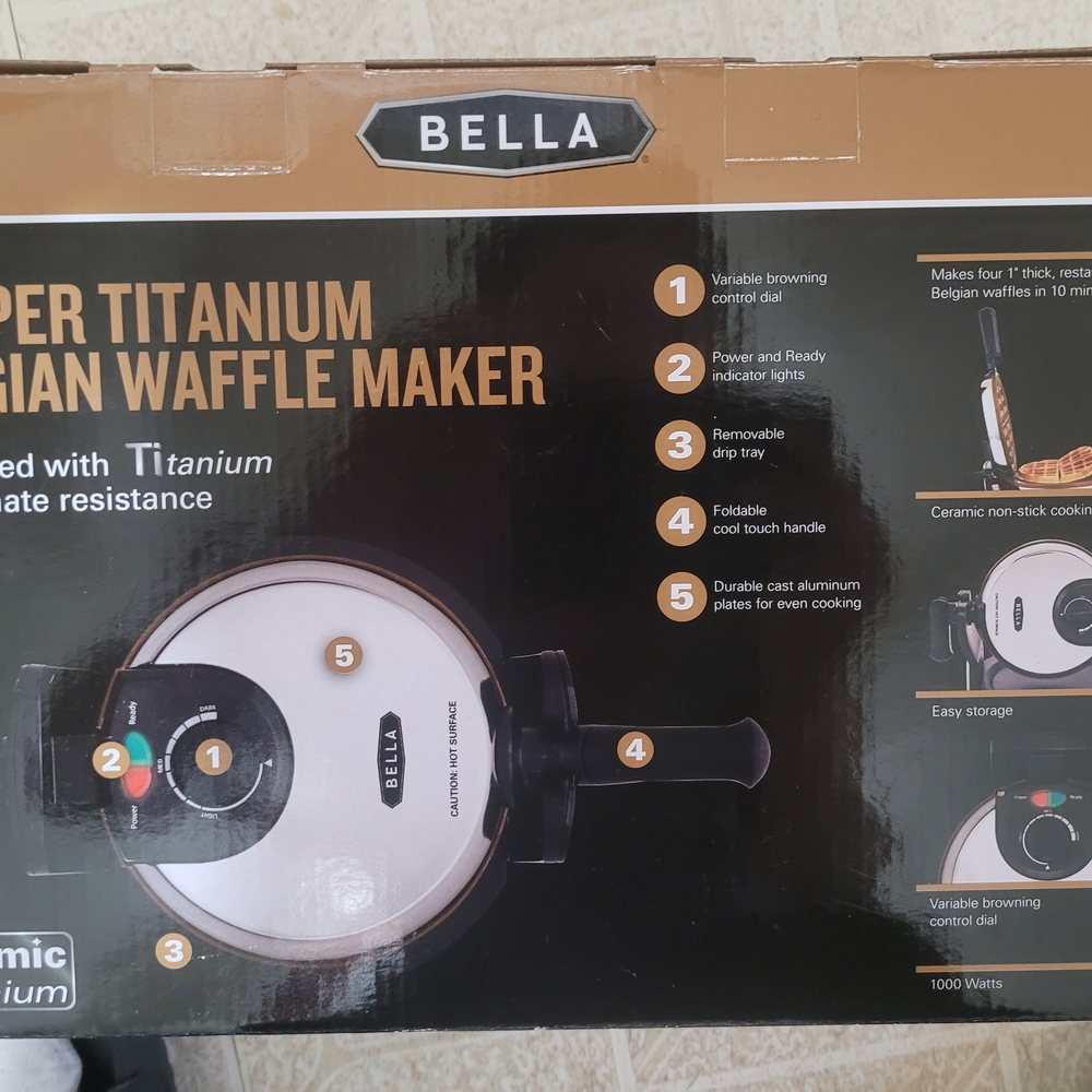 Bella Copper Titanium Belgian Waffle Maker